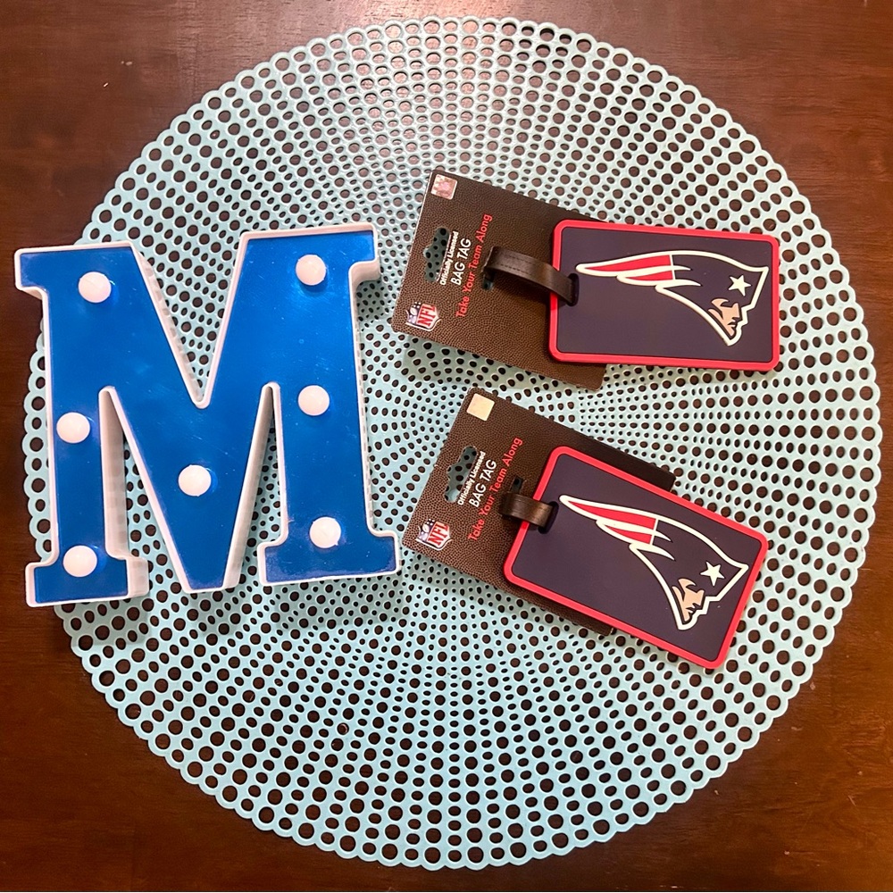 Set of 2 NFL New England Patriots Luggage Tags; New